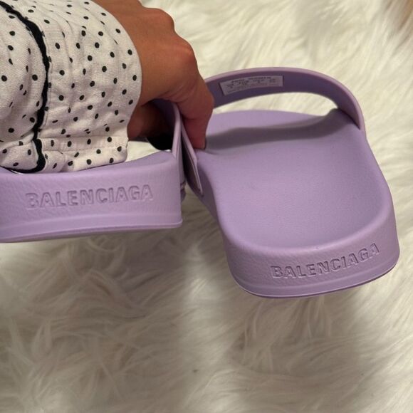 BALENCIAGA Women's Pool Bb Slide Sandal in Purple - Picture 10 of 10